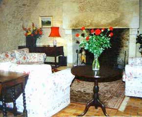 cahateau living room