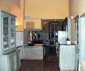 Château du Bijou kitchen