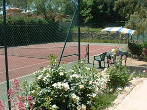 holiday villa tennis court