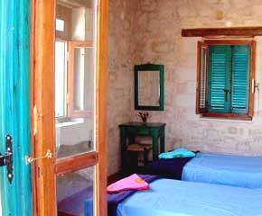 Twin bedroom 