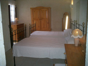 villa bed 1510