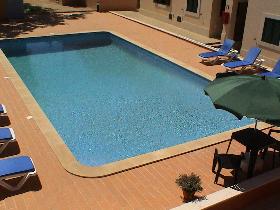 algarve villa pool with patio