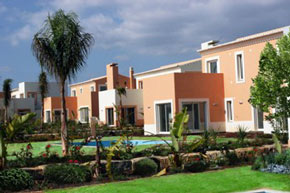 Hibiscus Gardens Villa in Carvoiero