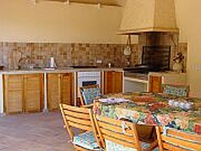 villa kitchen