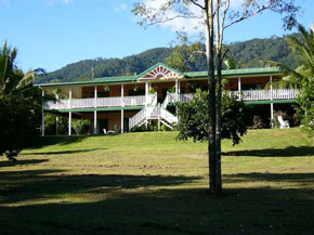 1471 timbers villa front