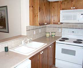 holiday home rental Canada 