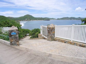 1472 belle vue villa entrance