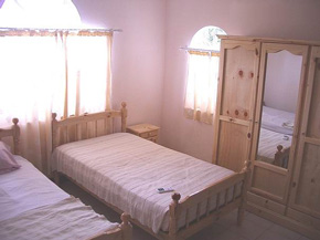 1467 twin bedroom