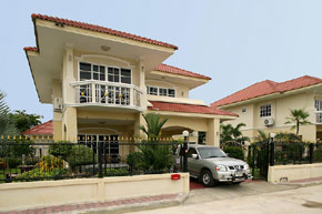 Thailand holiday villas