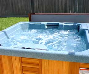 Hot jacuzzi tub