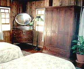 twin bedroom